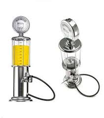 Sörállomás (mini benzinkút egy töltőpisztollyal): látványos sör / víz / folyadék italadagoló gép