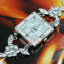 Lady Flower Crystal Bracelet Slim Quartz Watch